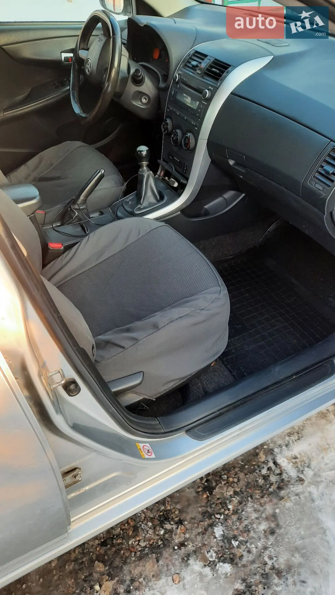 2013 Toyota Corolla - мініатюра 9