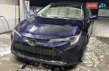 Седан Toyota Corolla 2020 в Києві