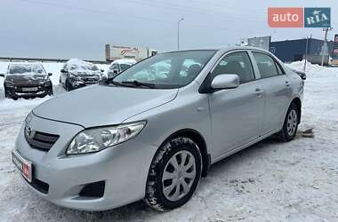 Седан Toyota Corolla 2009 в Львові
