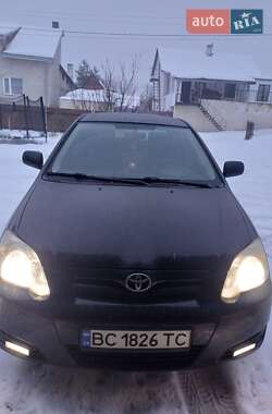 Хэтчбек Toyota Corolla 2005 в Жовкве