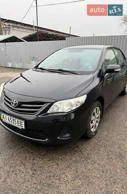 Седан Toyota Corolla 2013 в Борисполі