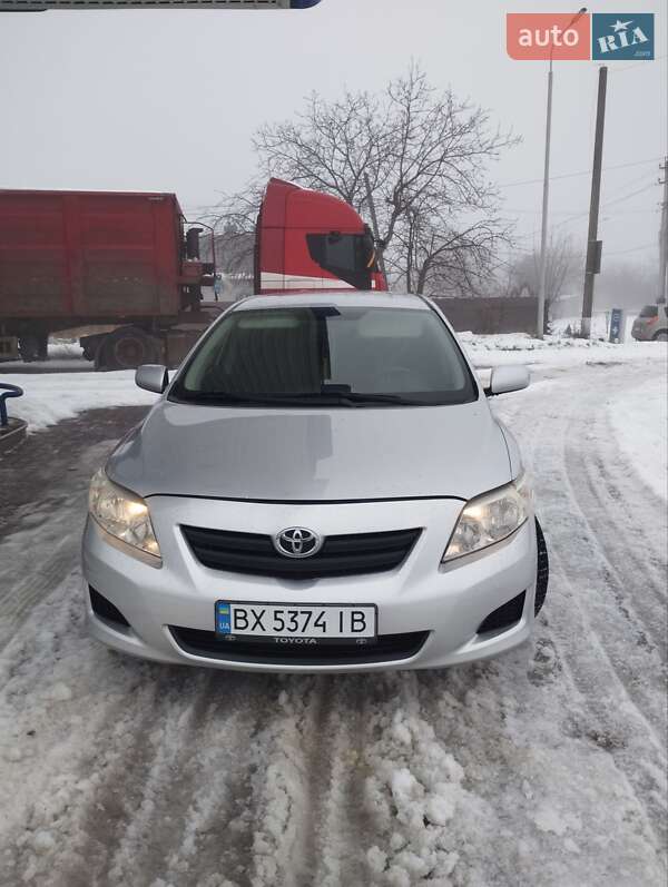 Седан Toyota Corolla 2008 в Кам'янець-Подільському