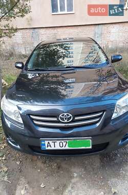 Седан Toyota Corolla 2008 в Черновцах