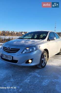 Седан Toyota Corolla 2008 в Кропивницком