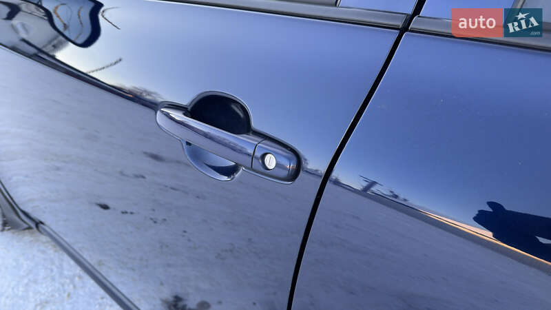 Седан Toyota Corolla 2008 в Кременчуге