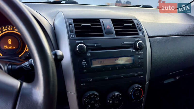 Седан Toyota Corolla 2008 в Кременчуге