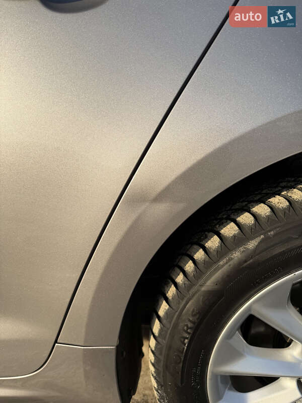 Седан Toyota Corolla 2019 в Буче