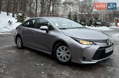 Седан Toyota Corolla 2020 в Киеве
