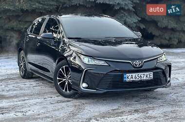 Седан Toyota Corolla 2019 в Дніпрі