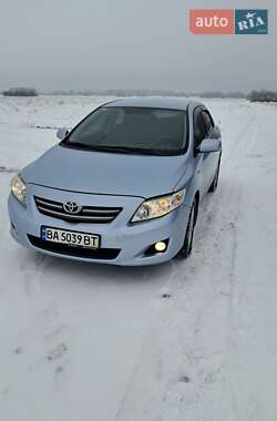 Седан Toyota Corolla 2008 в Новомиргороде