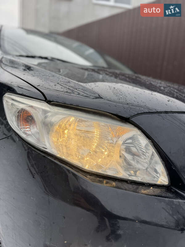 Седан Toyota Corolla 2008 в Киеве