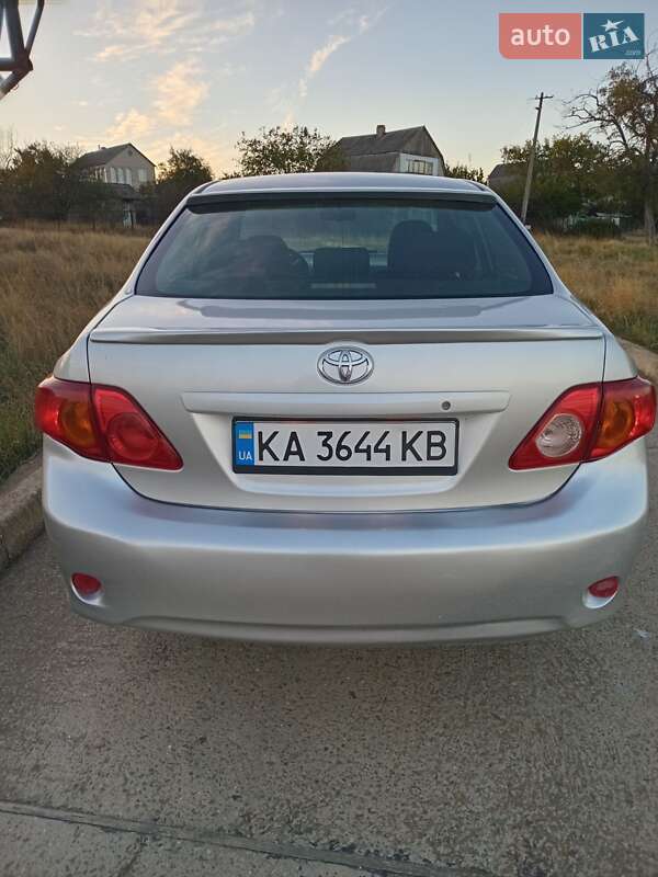 Седан Toyota Corolla 2008 в Одессе