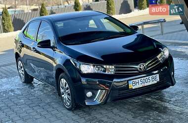 Седан Toyota Corolla 2015 в Одесі