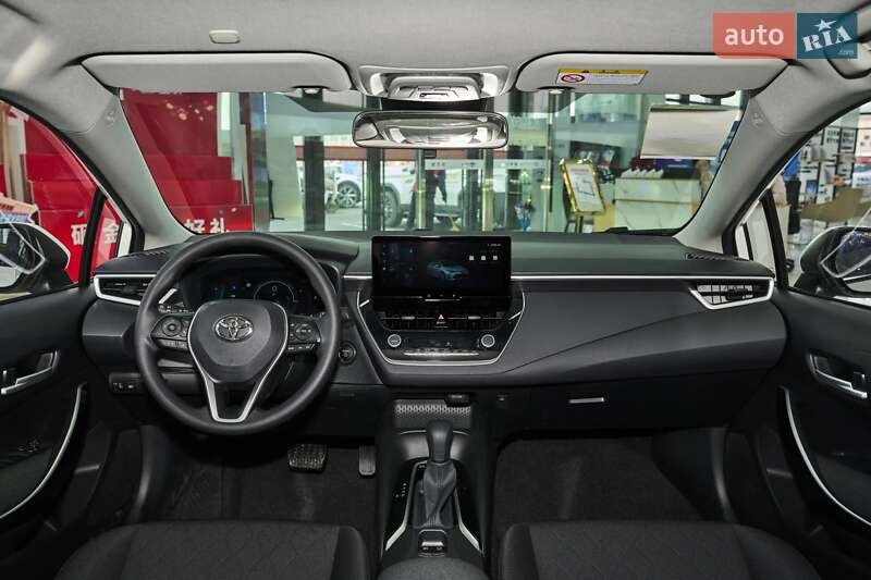 Седан Toyota Corolla 2025 в Киеве