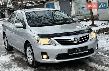 Седан Toyota Corolla 2011 в Желтых Водах