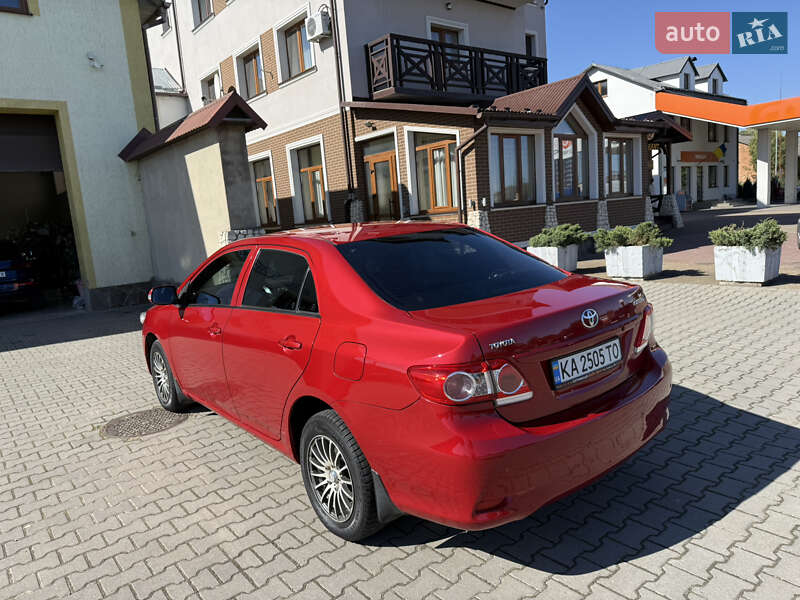 Седан Toyota Corolla 2012 в Львове фото 9 Седан Toyota Corolla 2012 в Львове