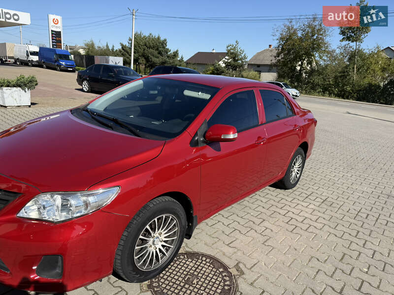 Седан Toyota Corolla 2012 в Львове фото 24 Седан Toyota Corolla 2012 в Львове