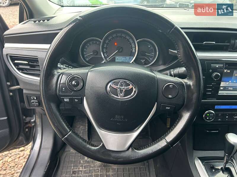 Седан Toyota Corolla 2016 в Одессе