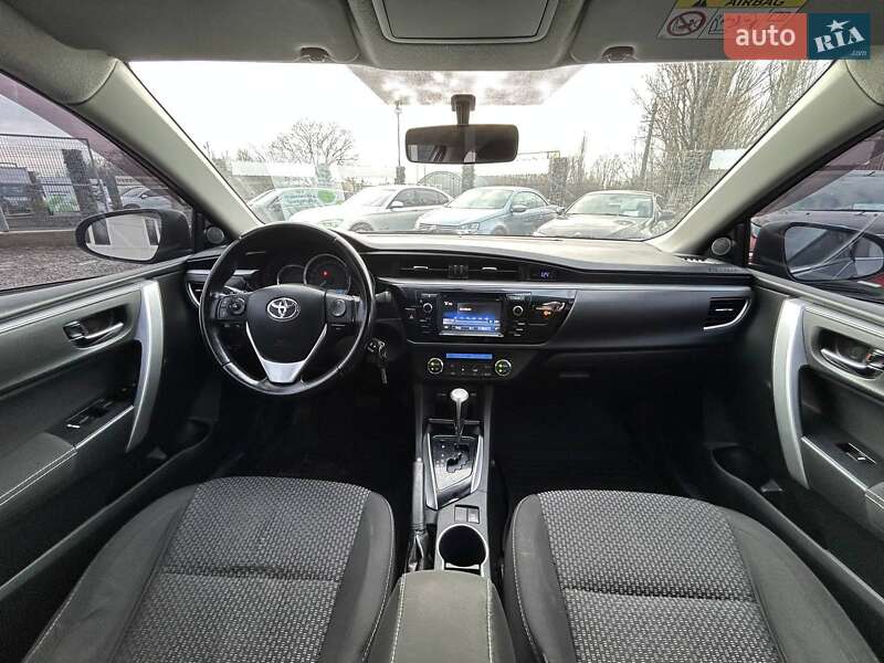 Седан Toyota Corolla 2016 в Одессе