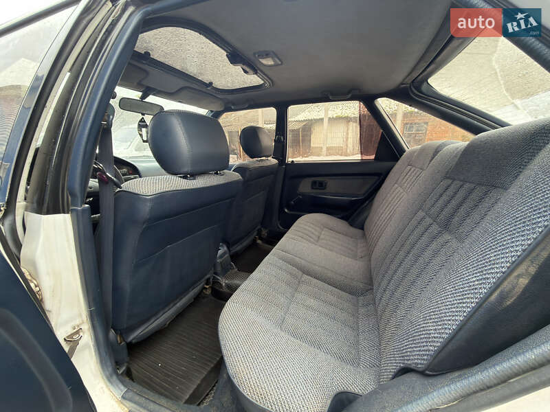 Хэтчбек Toyota Corolla 1988 в Бердичеве фото 12 Хэтчбек Toyota Corolla 1988 в Бердичеве
