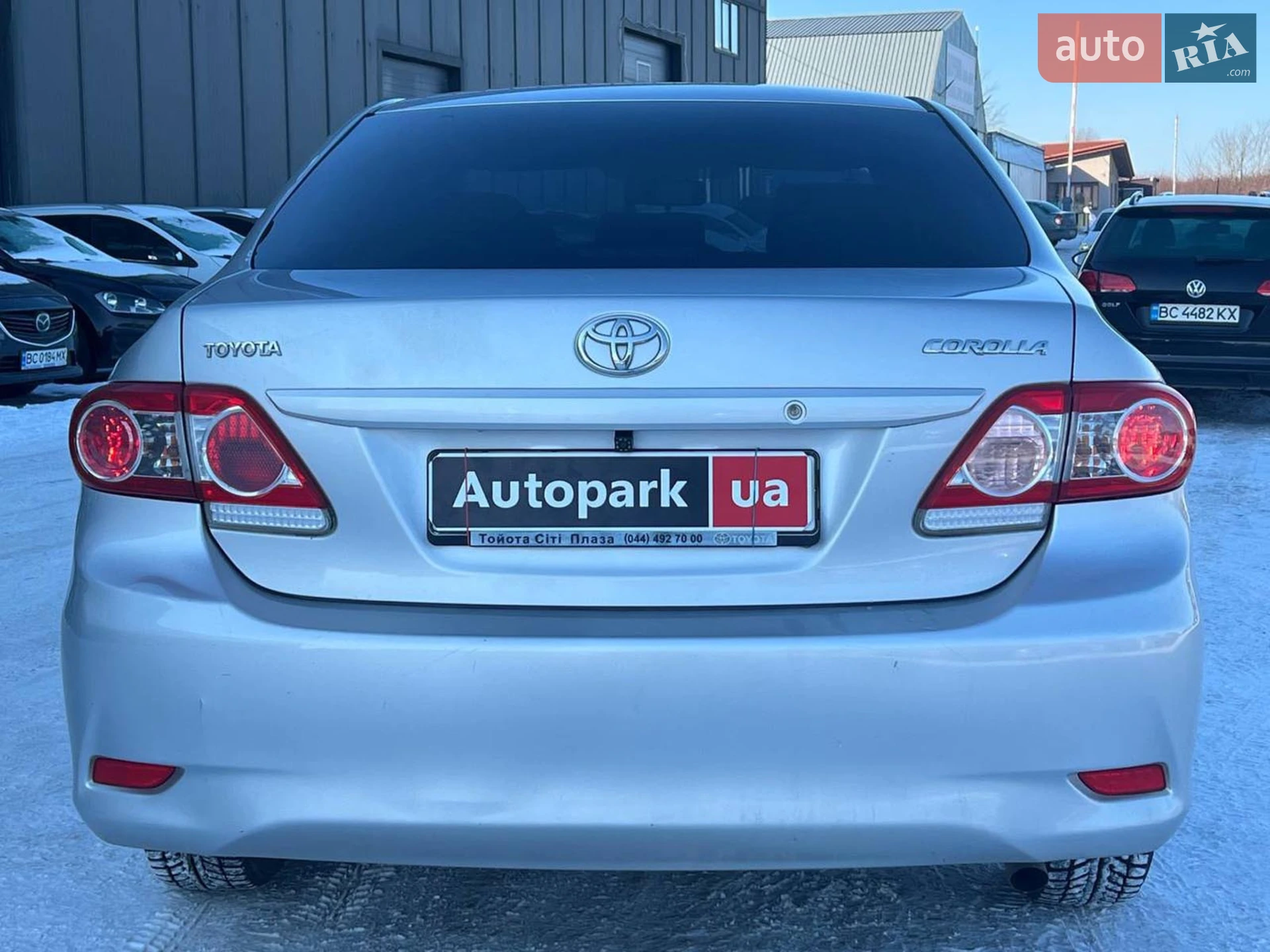 2011 Toyota Corolla - мініатюра 8