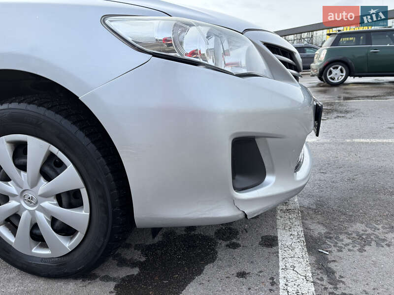 Седан Toyota Corolla 2011 в Киеве фото 20 Седан Toyota Corolla 2011 в Киеве