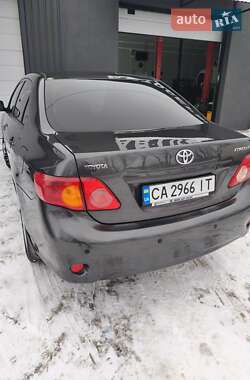 Седан Toyota Corolla 2007 в Гайсину