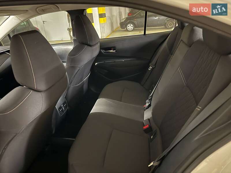 Седан Toyota Corolla 2021 в Киеве