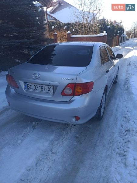 Седан Toyota Corolla 2007 в Львове