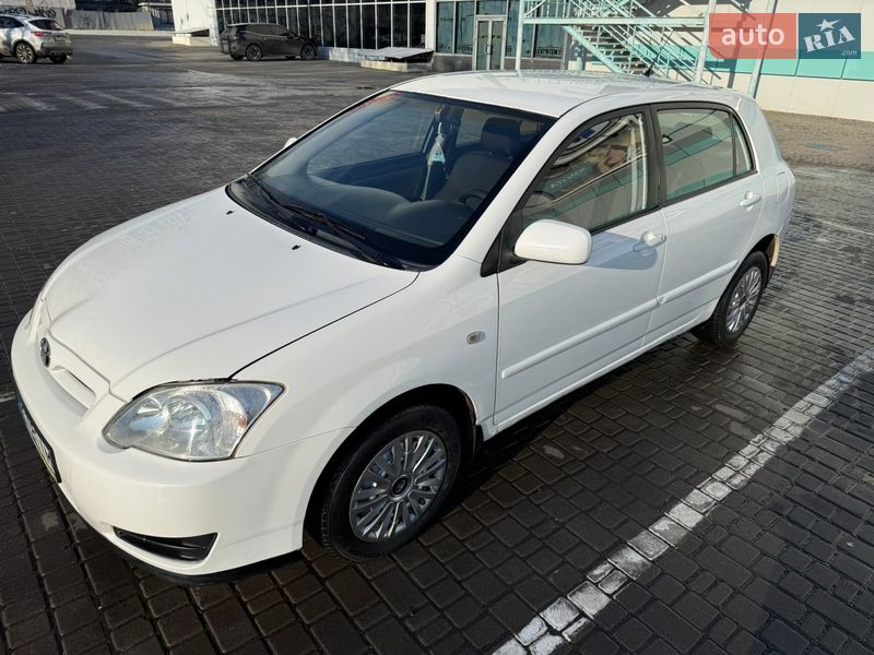 Хетчбек Toyota Corolla 2005 в Одесі