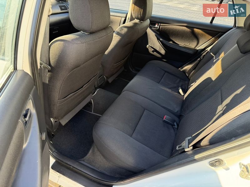 Хетчбек Toyota Corolla 2005 в Одесі