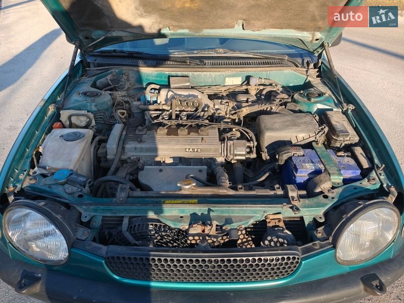 Хэтчбек Toyota Corolla 1999 в Запорожье