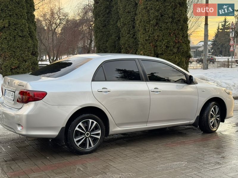 Седан Toyota Corolla 2007 в Житомире