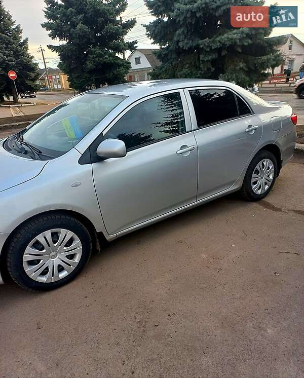 Седан Toyota Corolla 2008 в Подольске