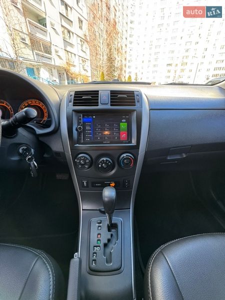 Седан Toyota Corolla 2009 в Киеве