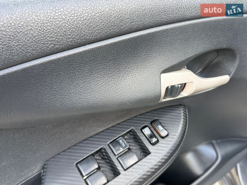 Седан Toyota Corolla 2008 в Стрые