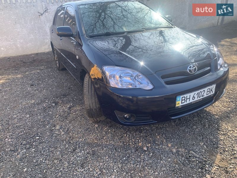 Хэтчбек Toyota Corolla 2005 в Одессе