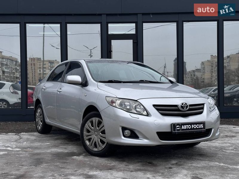 Седан Toyota Corolla 2007 в Києві