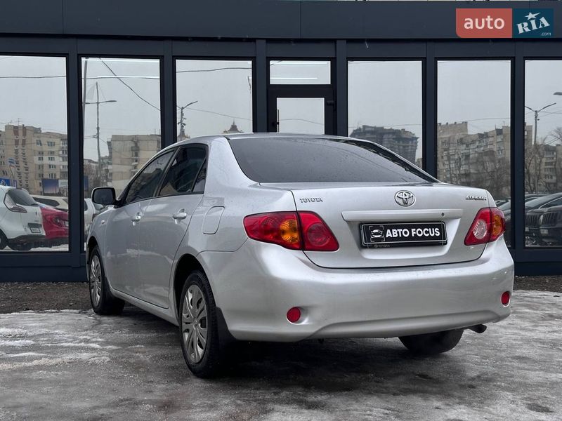 Седан Toyota Corolla 2007 в Києві