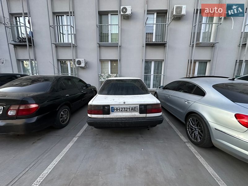 Седан Toyota Corolla 1990 в Одессе