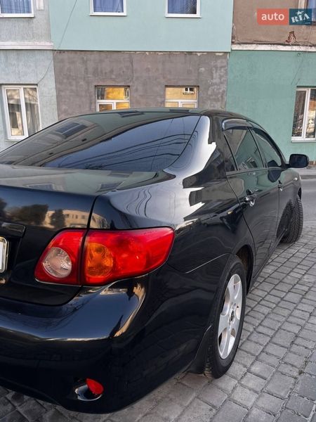 Седан Toyota Corolla 2008 в Стрию