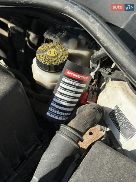 Седан Toyota Corolla 2017 в Деражне