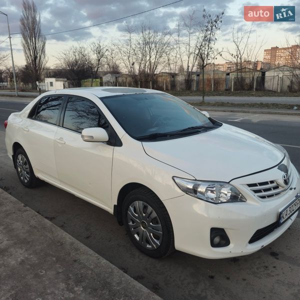 Седан Toyota Corolla 2010 в Киеве фото Седан Toyota Corolla 2010 в Киеве