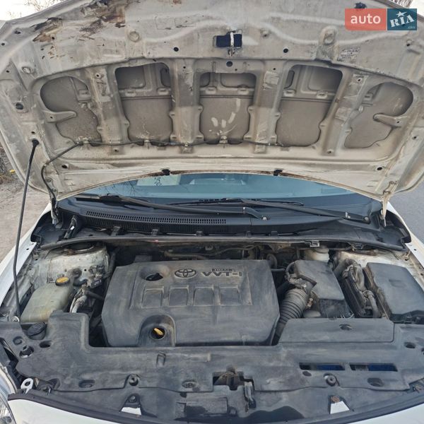 Седан Toyota Corolla 2010 в Киеве фото 8 Седан Toyota Corolla 2010 в Киеве