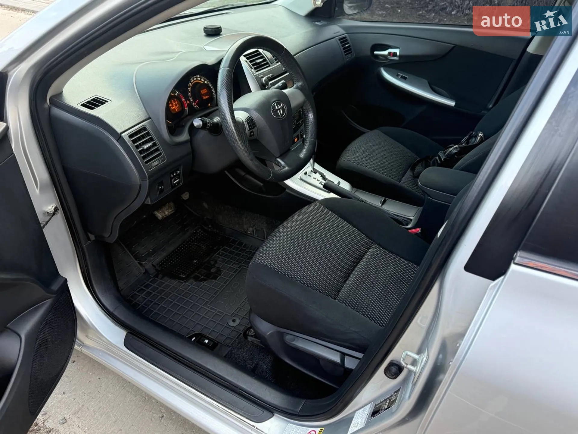 2012 Toyota Corolla - мініатюра 13