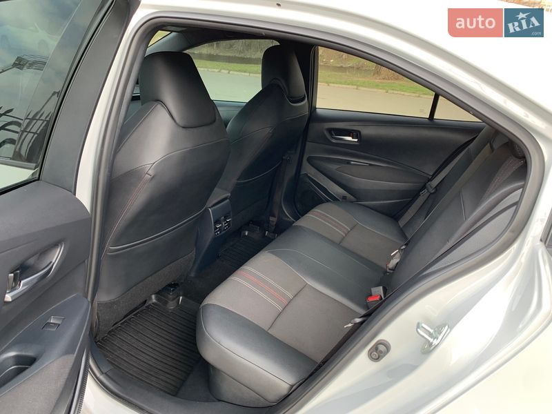 Седан Toyota Corolla 2021 в Кривом Роге