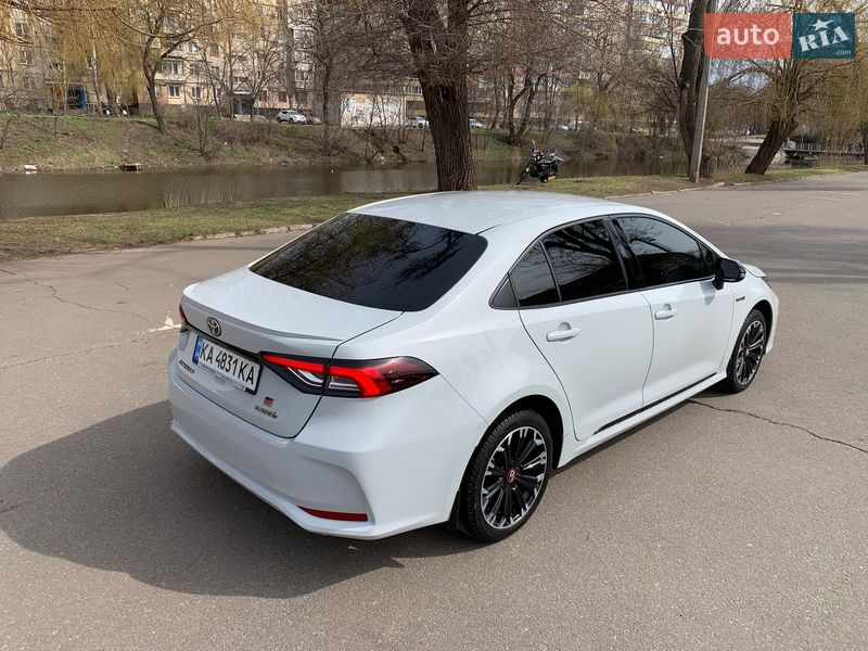 Седан Toyota Corolla 2021 в Кривом Роге