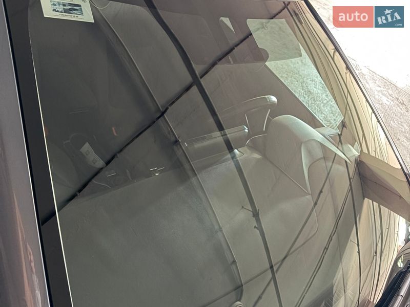 Седан Toyota Corolla 2021 в Києві