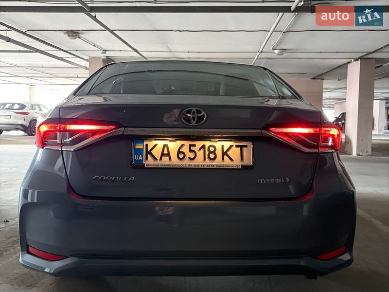 Седан Toyota Corolla 2021 в Києві