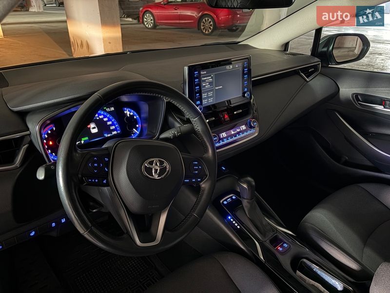 Седан Toyota Corolla 2021 в Києві